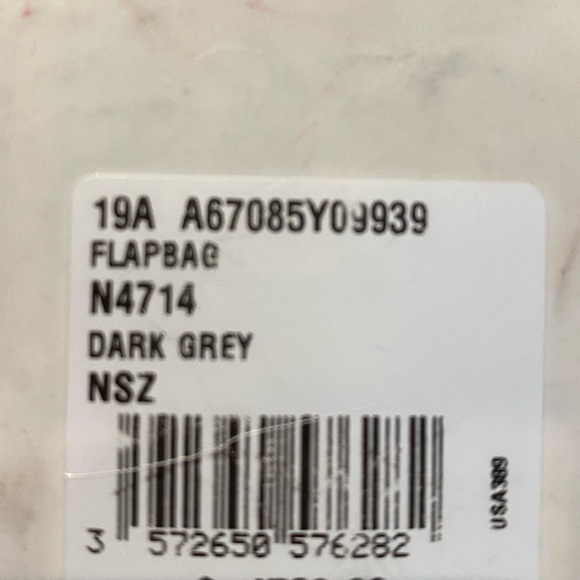 Chanel Classic Quilted Boy Bag Small Grey - Picture 11 of 14